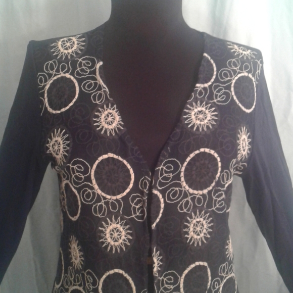 Chico's Travelers 0 Cardigan 4 Small Slinky Embroidered - Picture 2 of 9